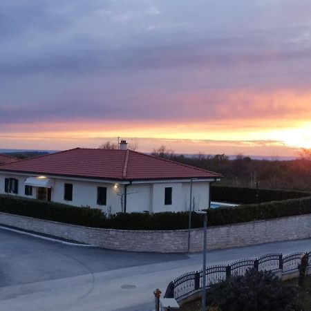 Apartamento Tonis Buje Exterior foto