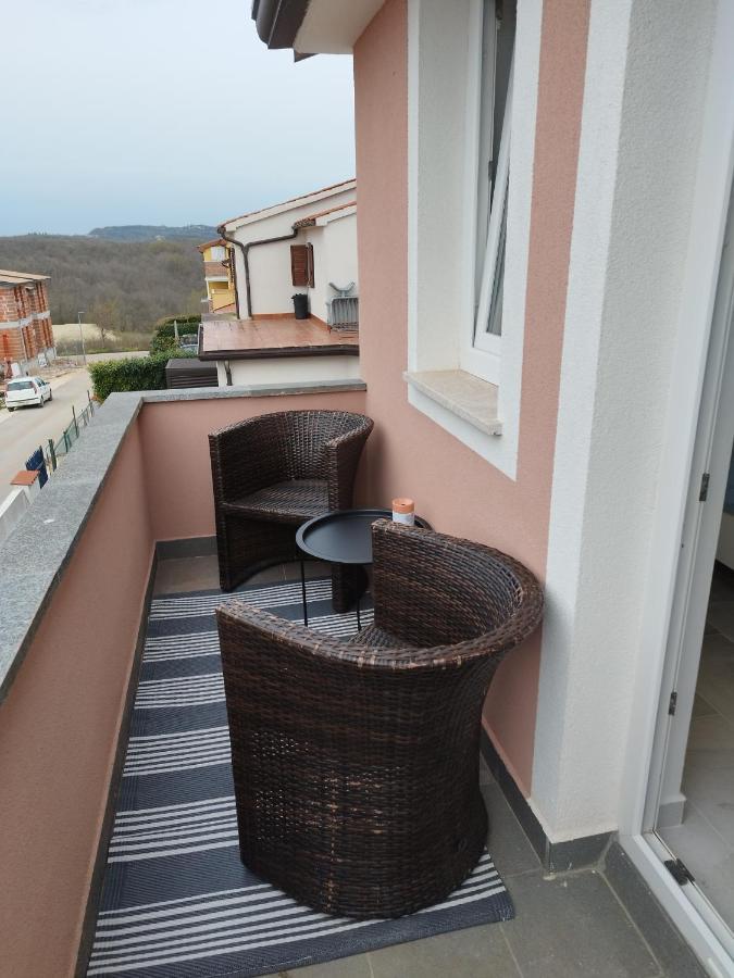 Apartamento Tonis Buje Exterior foto