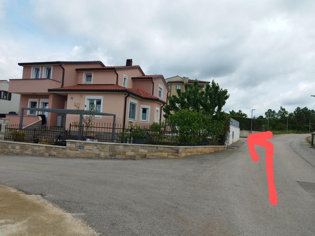 Apartamento Tonis Buje Exterior foto